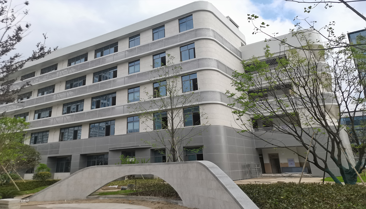 杭州市電子信息職業(yè)學校雙橋校區